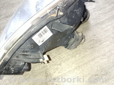 ФОТО Фара права для Renault Kangoo II (07-21) Львів