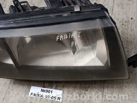 ФОТО Фара права Skoda для Volkswagen Fabia Львів