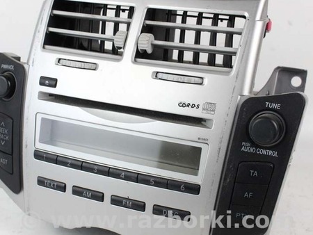 ФОТО магнитофон для Toyota Yaris (05-11) Київ