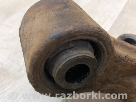 ФОТО Цапфа для Mitsubishi Pajero IV V83-V88 (06-21) Київ