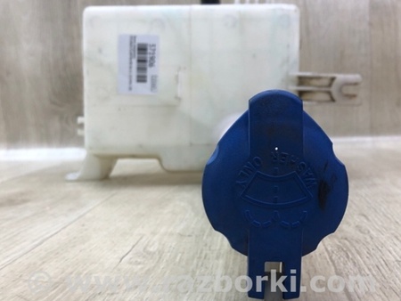ФОТО Бачок омивача для Hyundai Elantra IV HD (06-11) Київ
