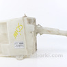 Бачок омывателя Toyota TC (04-10)