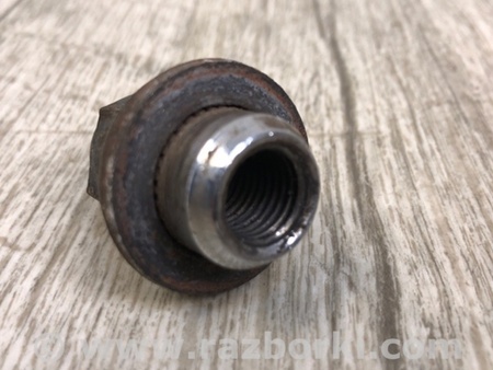 ФОТО Гайка колісна для Mitsubishi Pajero IV V83-V88 (06-21) Київ