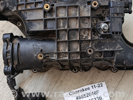 ФОТО Впускний колектор . для Jeep Cherokee Львів