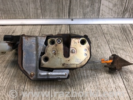 ФОТО Замок кришки багажника для Toyota RAV-4 II CA20W/XA20 (00-05) Київ