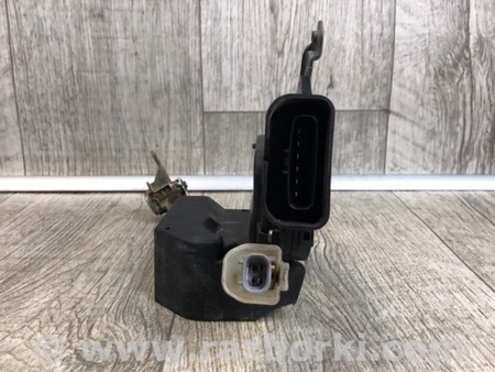ФОТО Замок кришки багажника для Toyota RAV-4 II CA20W/XA20 (00-05) Київ