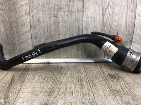 ФОТО Горловина паливного бака для MINI R55 Clubman (06-16) Київ