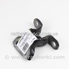 Петля двери передней левой низ Toyota Yaris (05-11)