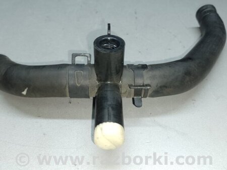 ФОТО Трійник системи охолодження для Toyota Prius III XW30 (09-15) Київ