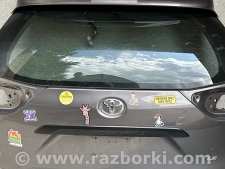 ФОТО Кришка багажника для Toyota Sienna (11-16) Київ