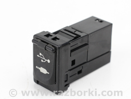 ФОТО Блок AUX-USB для Toyota RAV-4 IV (XA40) (12-18) Київ