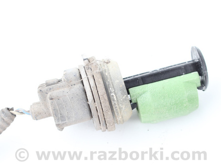 ФОТО Датчик уровня жидкости бачка омывателя для Toyota Sienna (03-10) Київ