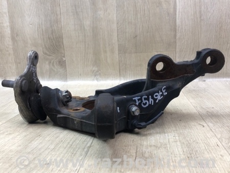 ФОТО Кулак поворотний для Toyota Camry 70 XV70 (17-23) Київ