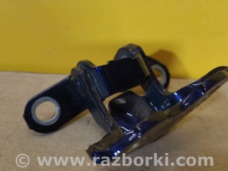 ФОТО Петля двері верхня для Toyota RAV-4 IV (XA40) (12-18) Київ