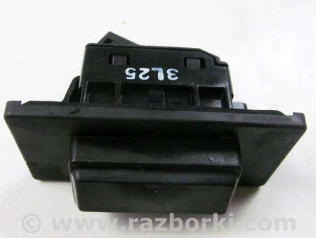 ФОТО Кнопка кр.багажника для Mazda 6 GJ (12-15) Київ
