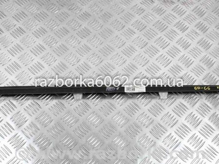 ФОТО Молдинг стекла двери передний правый для Subaru Impreza II GD GG (00-07) Київ