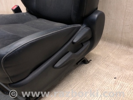 ФОТО Сидіння комплект для Toyota RAV-4 IV (XA40) (12-18) Київ