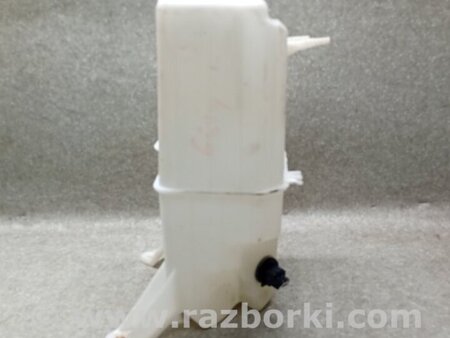 ФОТО Бачок омивача для Toyota Tundra II дорест XK50 (07-13) Київ
