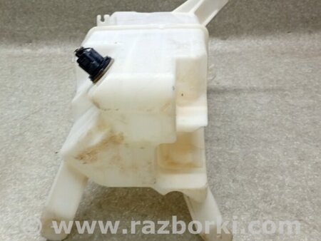 ФОТО Бачок омивача для Toyota Tundra II дорест XK50 (07-13) Київ