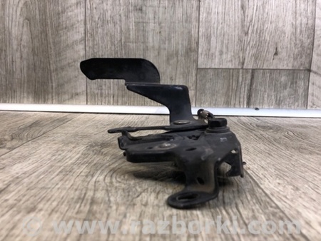 ФОТО Замок капоту для Nissan Sentra B17 (12-19) Київ
