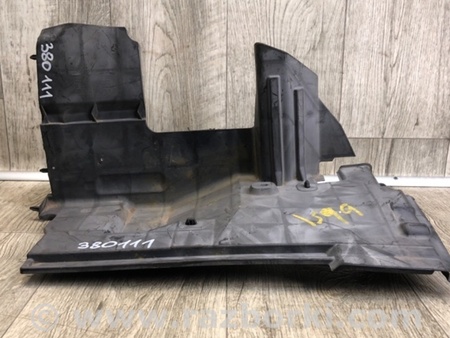 ФОТО дефлектор радіатора для Nissan Sentra B17 (12-19) Київ