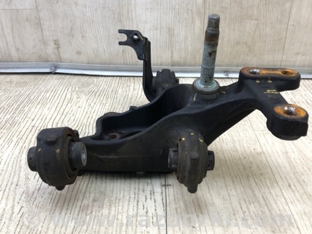 ФОТО Цапфа для Toyota Camry 70 XV70 (17-23) Київ