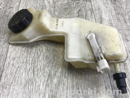 ФОТО Бачок головного гальмівного циліндра для Mazda 3 I BK (03-09) Київ