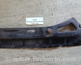 Кронштейн кріплення бампера A5 HB Skoda Octavia A5 II 1Z (04-13)