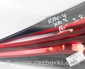 Фонарь правый внутренний Toyota RAV-4 IV (XA40) (12-18)