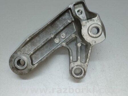 ФОТО Кронштейн/кріплення КПП для Mazda 3 II BL (08-13) Київ