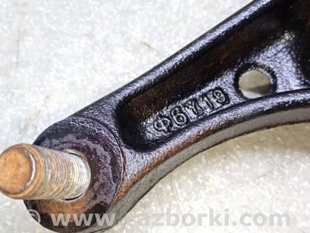 ФОТО Подушка редуктора для Toyota Tundra II дорест XK50 (07-13) Київ
