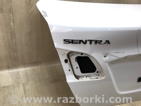 ФОТО Кришка багажника для Nissan Sentra B17 (12-19) Київ