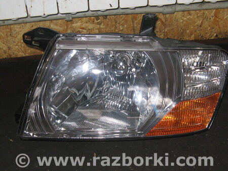 Фара передняя левая для Mitsubishi Pajero Київ