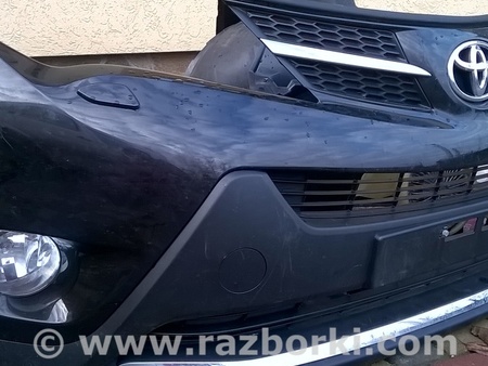 Бампер передний в сборе для Toyota RAV-4 (05-12) Ровно