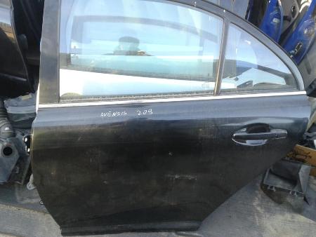 Дверь задняя для Toyota Avensis (все года выпуска) Ровно