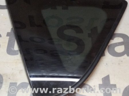 Стекло боковое заднее для Toyota RAV-4 (05-12) Киев 6272042300