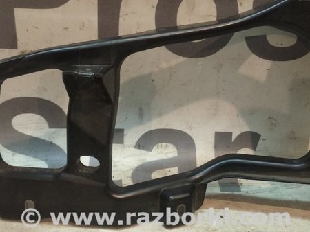 Кронштейн крепления фары левый для Volkswagen Touareg  (10-18) Киев 7P6806509