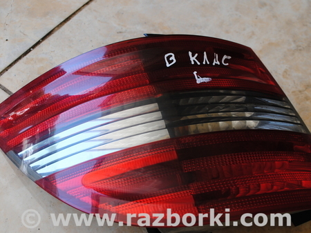 Фонарь задний левый для Mercedes-Benz B-klasse Львов