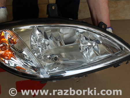 Фара передняя правая для Mercedes-Benz Vito Львов 6398200261