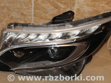 Фара передняя левая для Mercedes-Benz Vito Львов A4479060101
