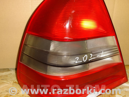 Фонарь задний левый для Mercedes-Benz C-klasse   Львов