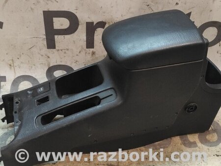 Подлокотник для Toyota RAV-4 (05-12) Киев 5890542010B1
