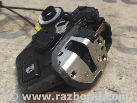 Замок двери задней левой для Toyota Corolla Verso (04.2004-03.2009) Киев 690600F011