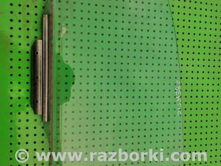 Стекло дверное глухое заднее правое для Toyota Avensis T250 (02.2003-10.2009) Киев 6810305100