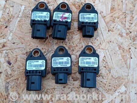 Датчик SRS для Mitsubishi Outlander XL Киев 8651A001