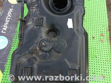 Топливный бак для Honda CR-V (07-11) Киев 17044SWWE01