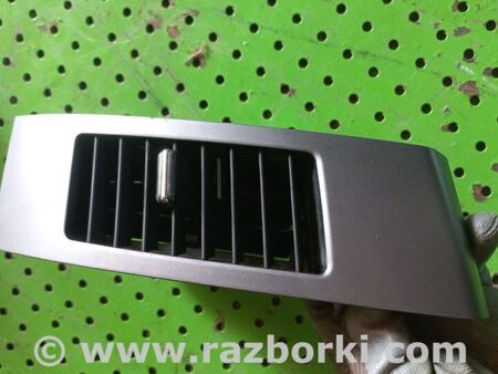 Воздуховод правый для Mitsubishi Outlander XL Киев 8030A014ZZ