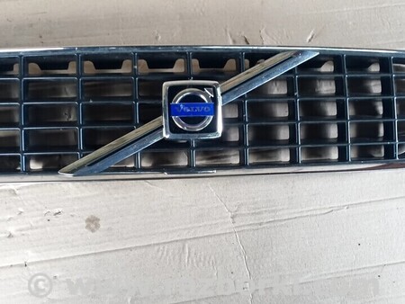 Решетка радиатора для Volvo S60 Киев 9190740 9151881