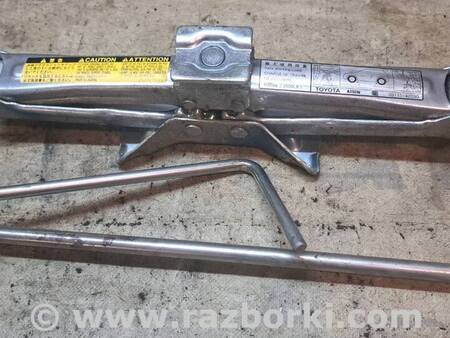 Домкрат (полный набор) для Toyota RAV-4 (00-05) Киев 0911142030
