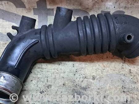 Шланг воздушного фильтра к ДВС для Skoda Octavia Киев 06A133356H